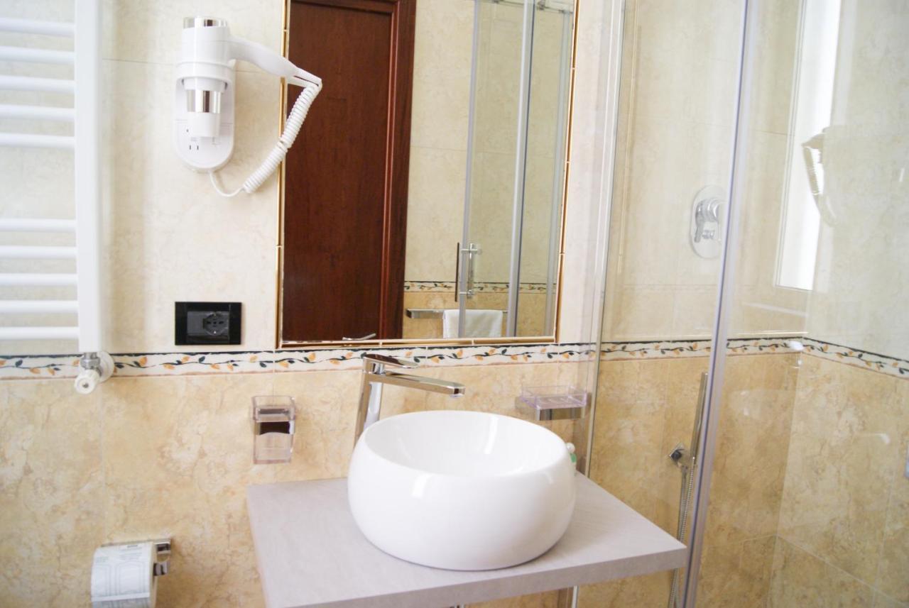 Monti 66 Hotel 罗马 外观 照片